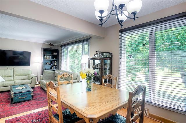 699 Elm St, Winnipeg, MB
