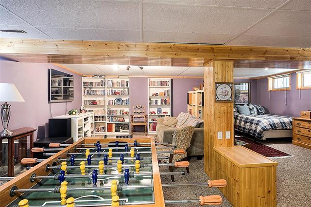 699 Elm St, Winnipeg, MB