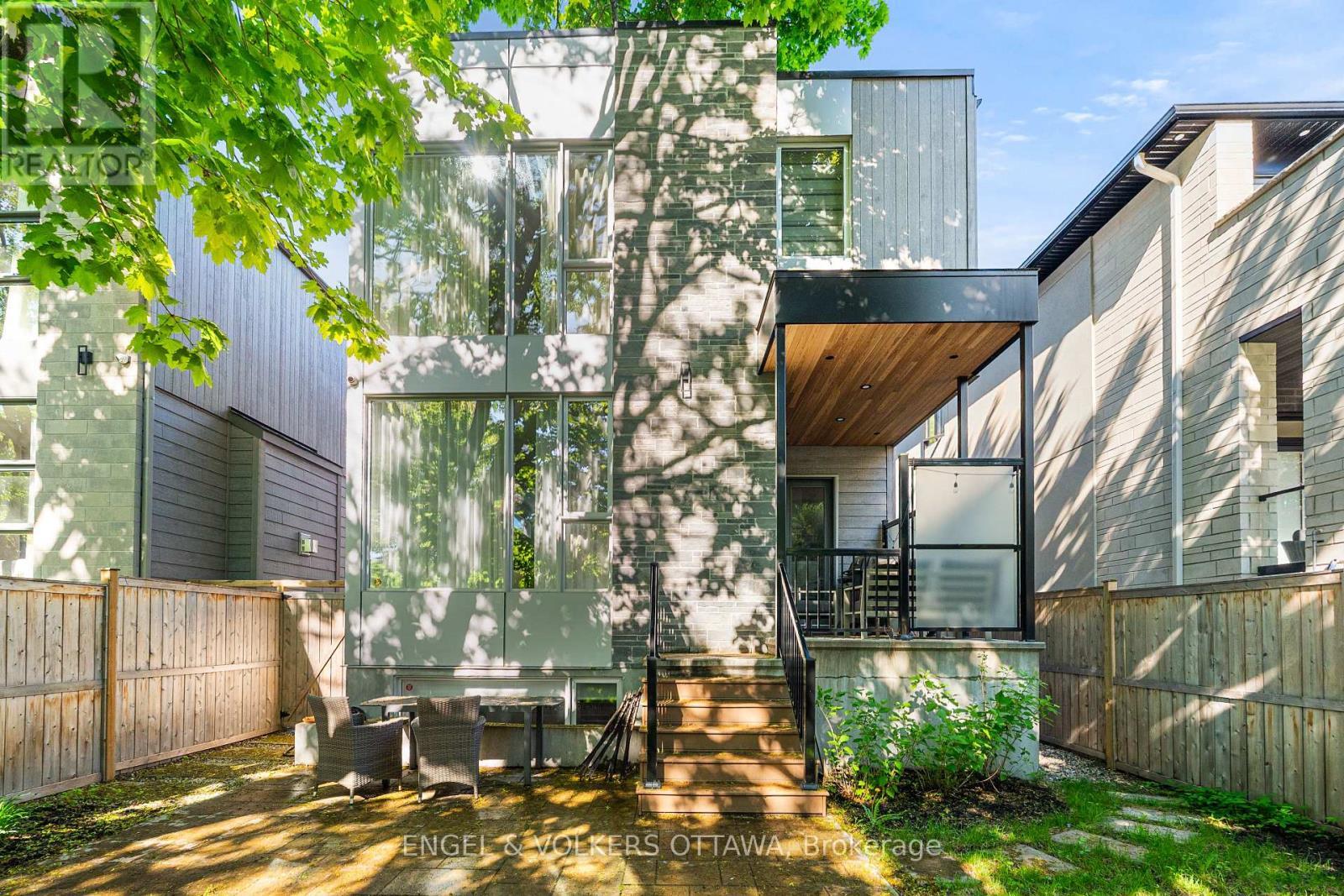 508 Roosevelt Avenue, Ottawa, ON