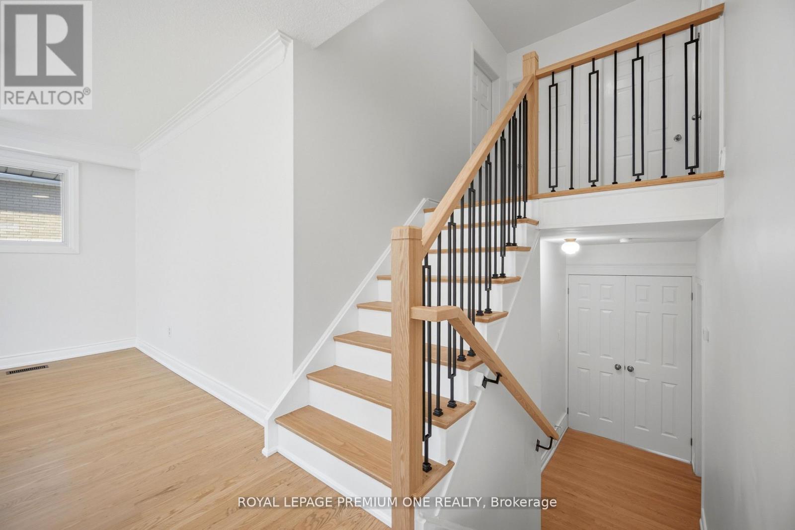 3195 Golden Orchard Drive, Mississauga, ON