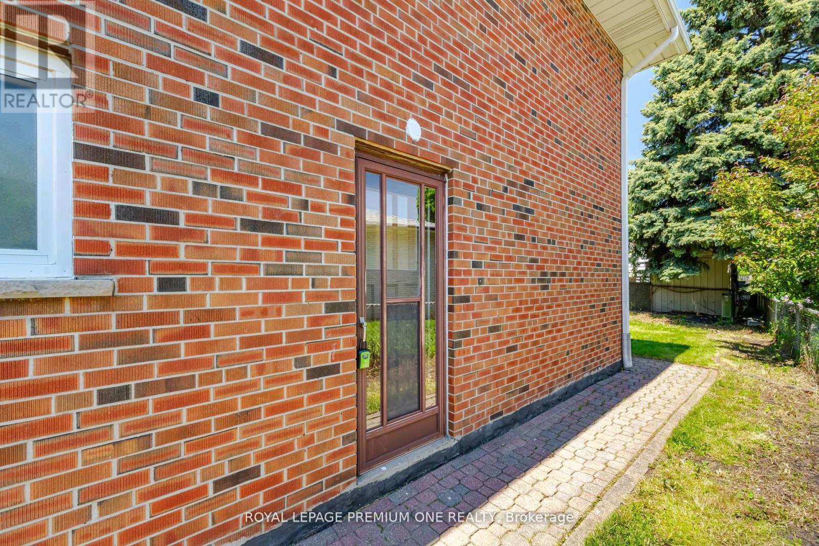 3195 Golden Orchard Drive, Mississauga, ON
