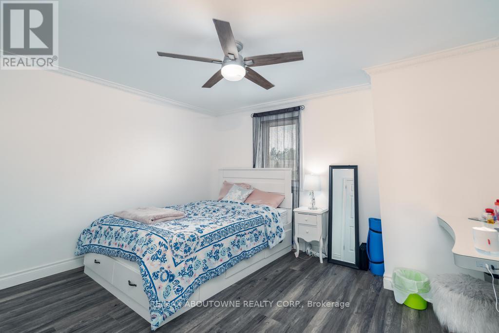 14 Sable Drive, Hamilton, ON