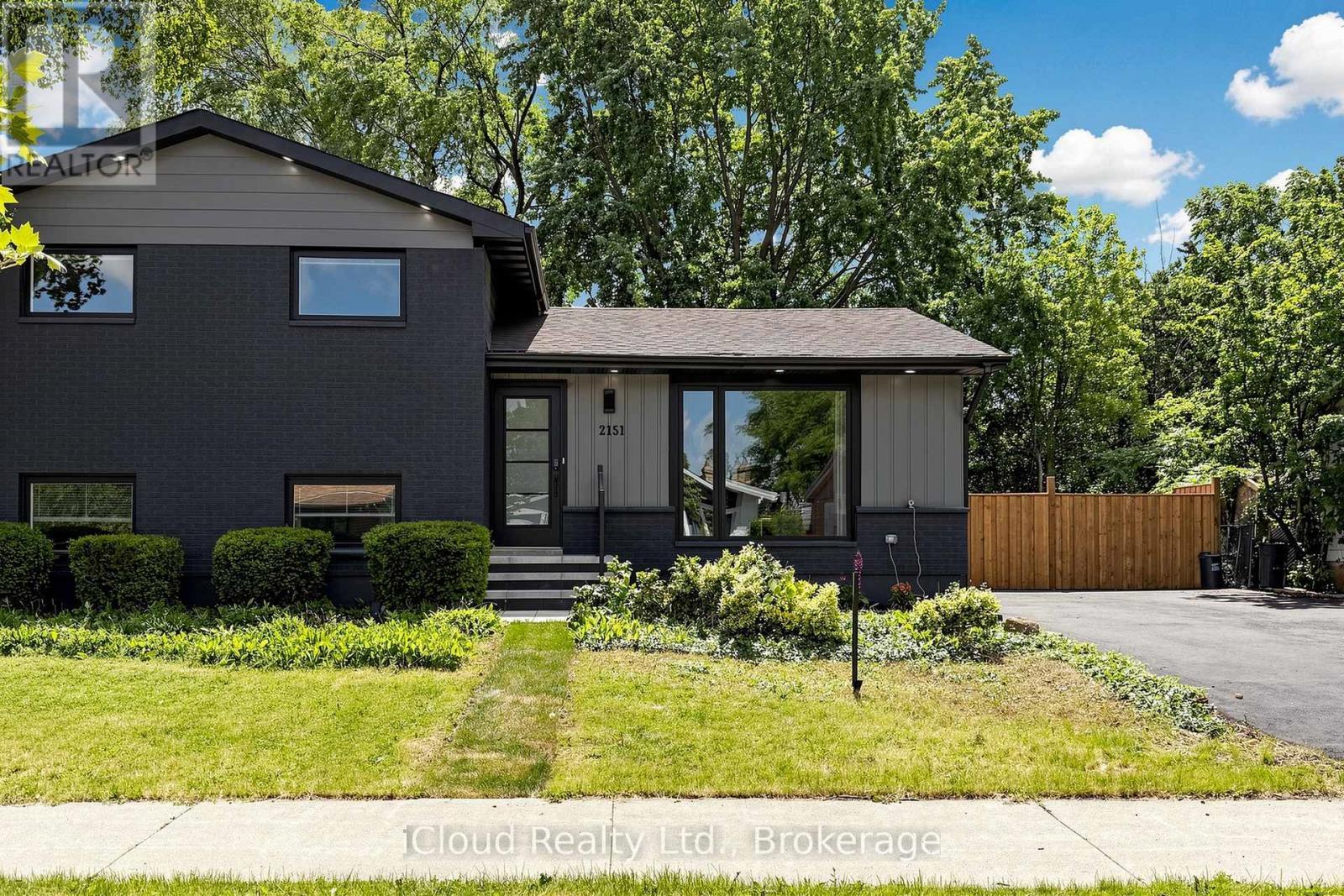 2151 Falmouth Terrace, Burlington, ON