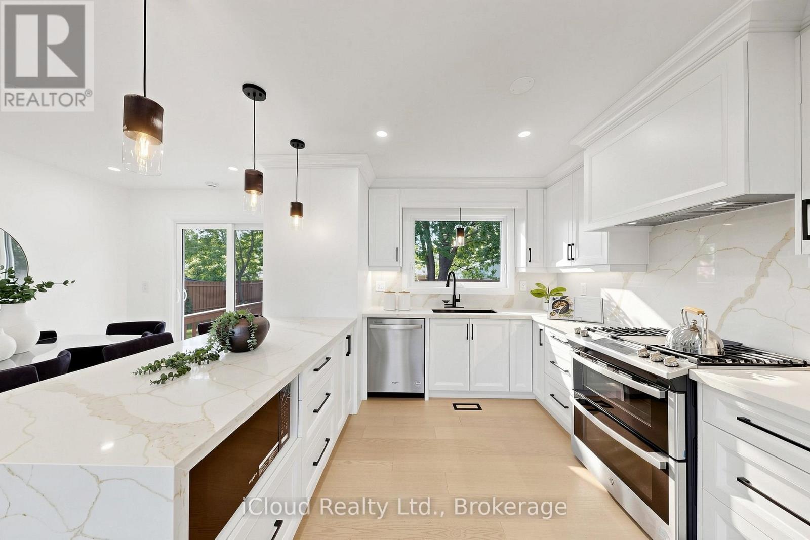 2151 Falmouth Terrace, Burlington, ON
