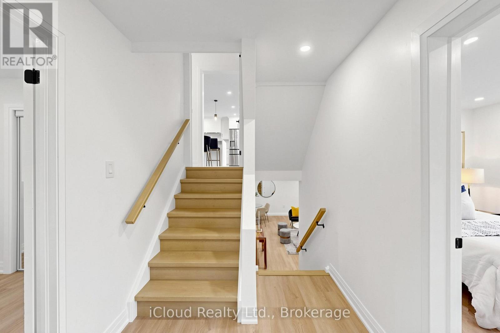 2151 Falmouth Terrace, Burlington, ON