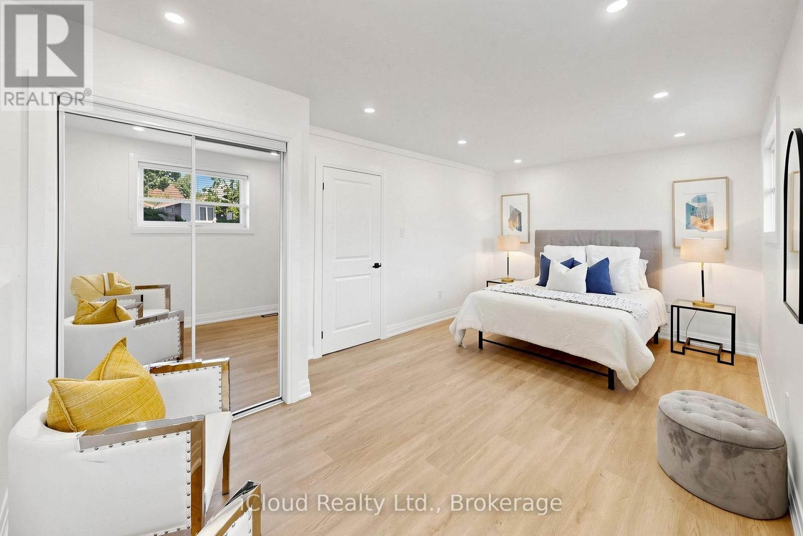 2151 Falmouth Terrace, Burlington, ON
