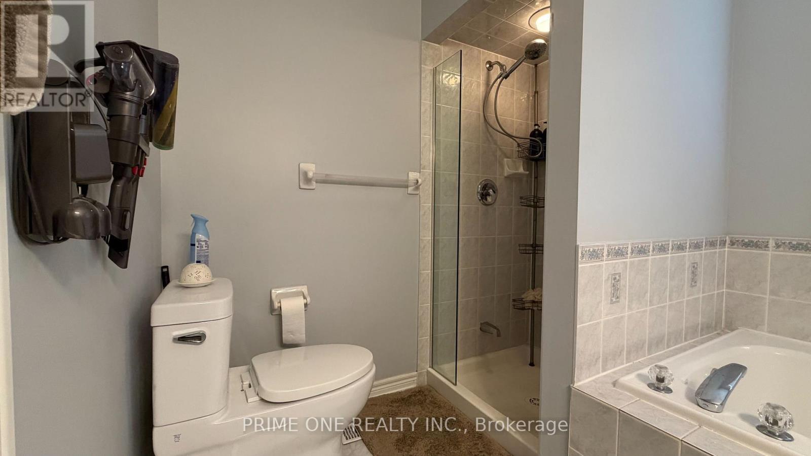 7124 Village Walk, Mississauga, ON