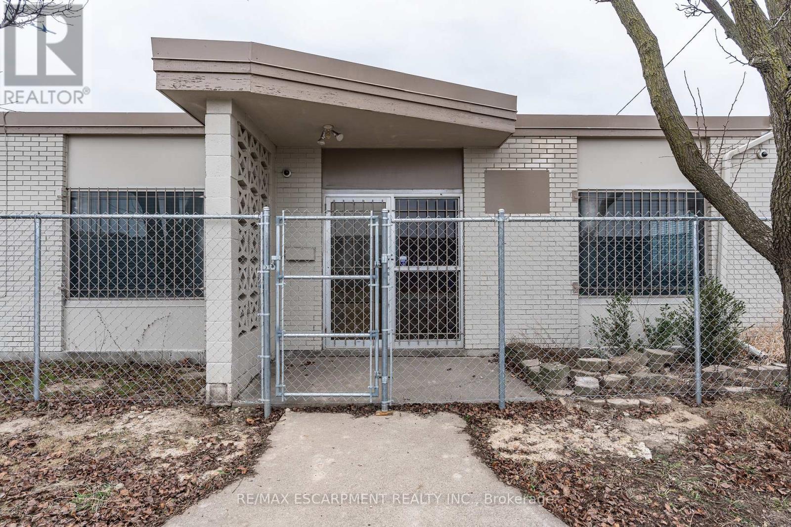 18 Linden Street, Hamilton, ON