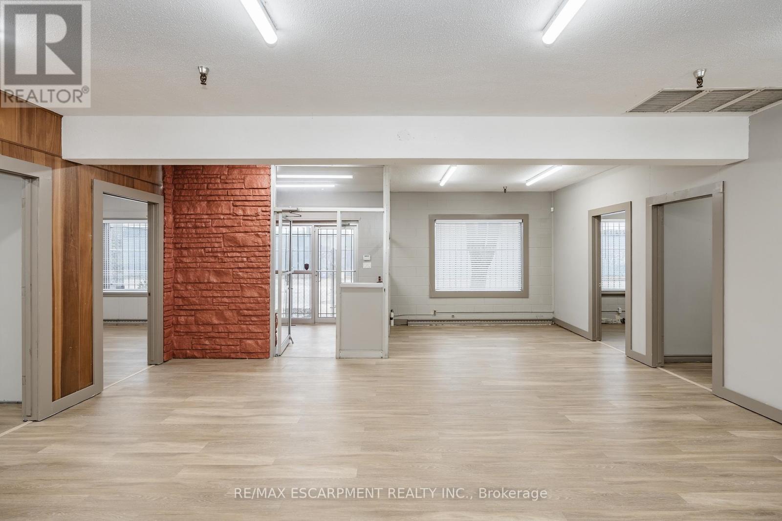18 Linden Street, Hamilton, ON