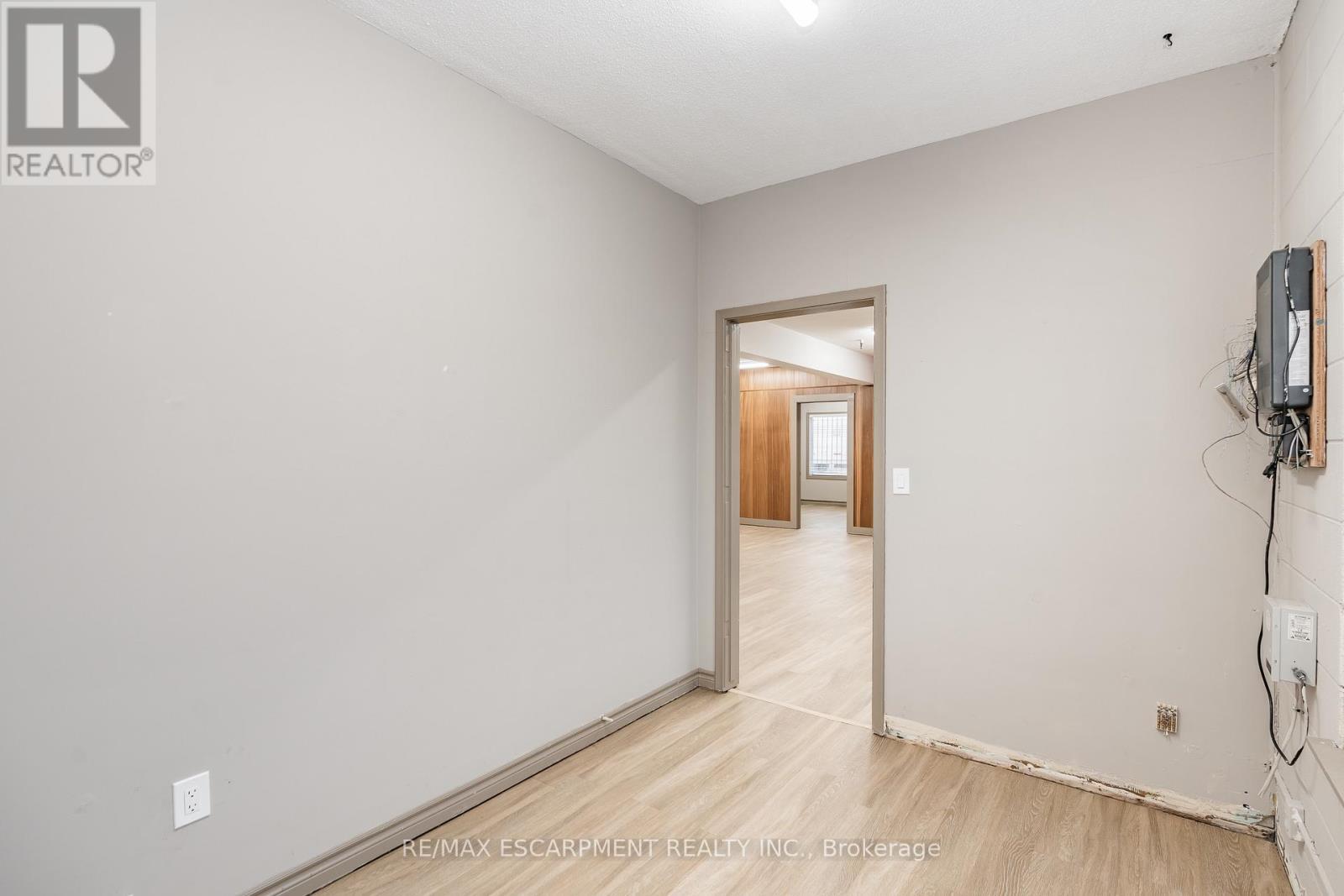 18 Linden Street, Hamilton, ON