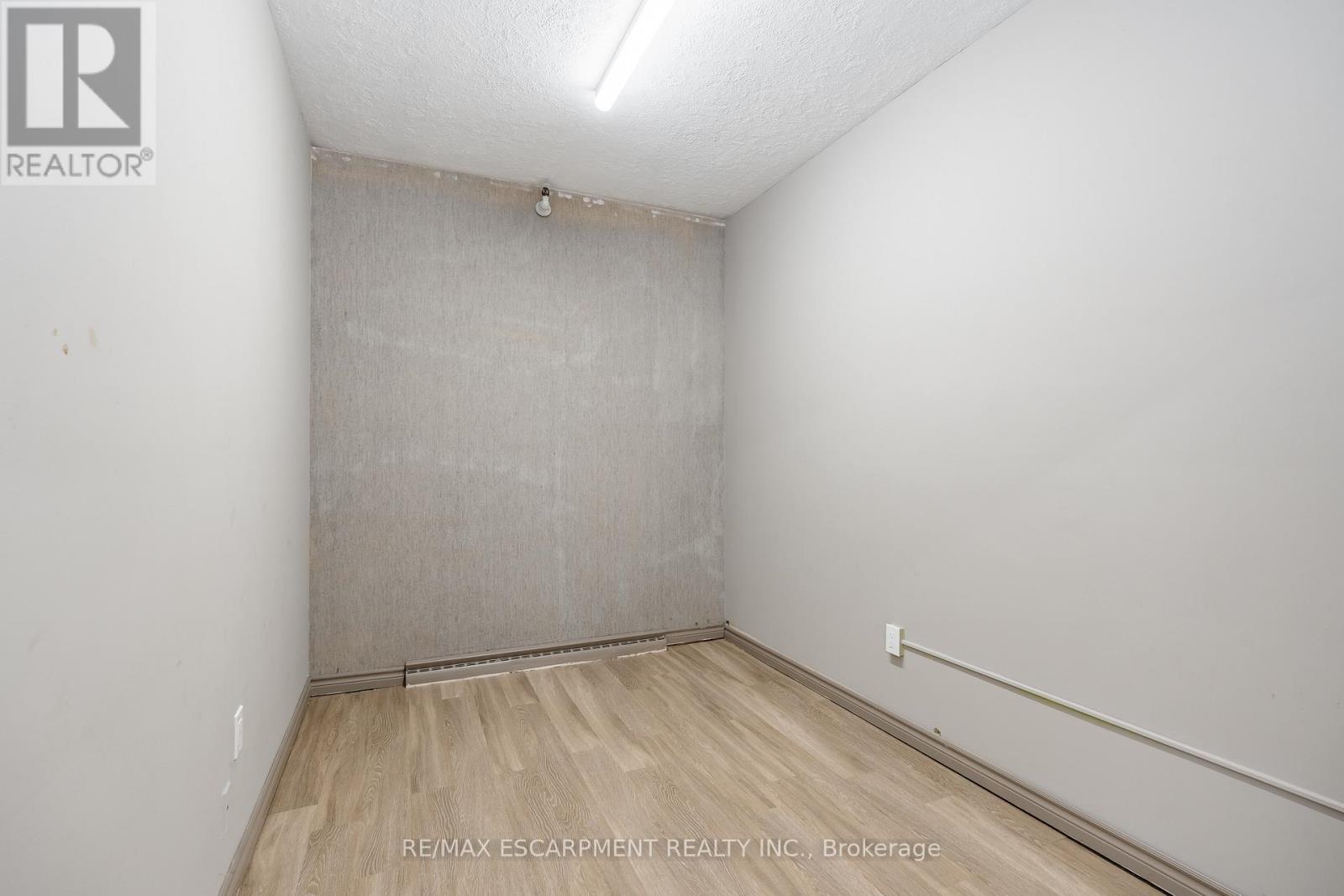 18 Linden Street, Hamilton, ON