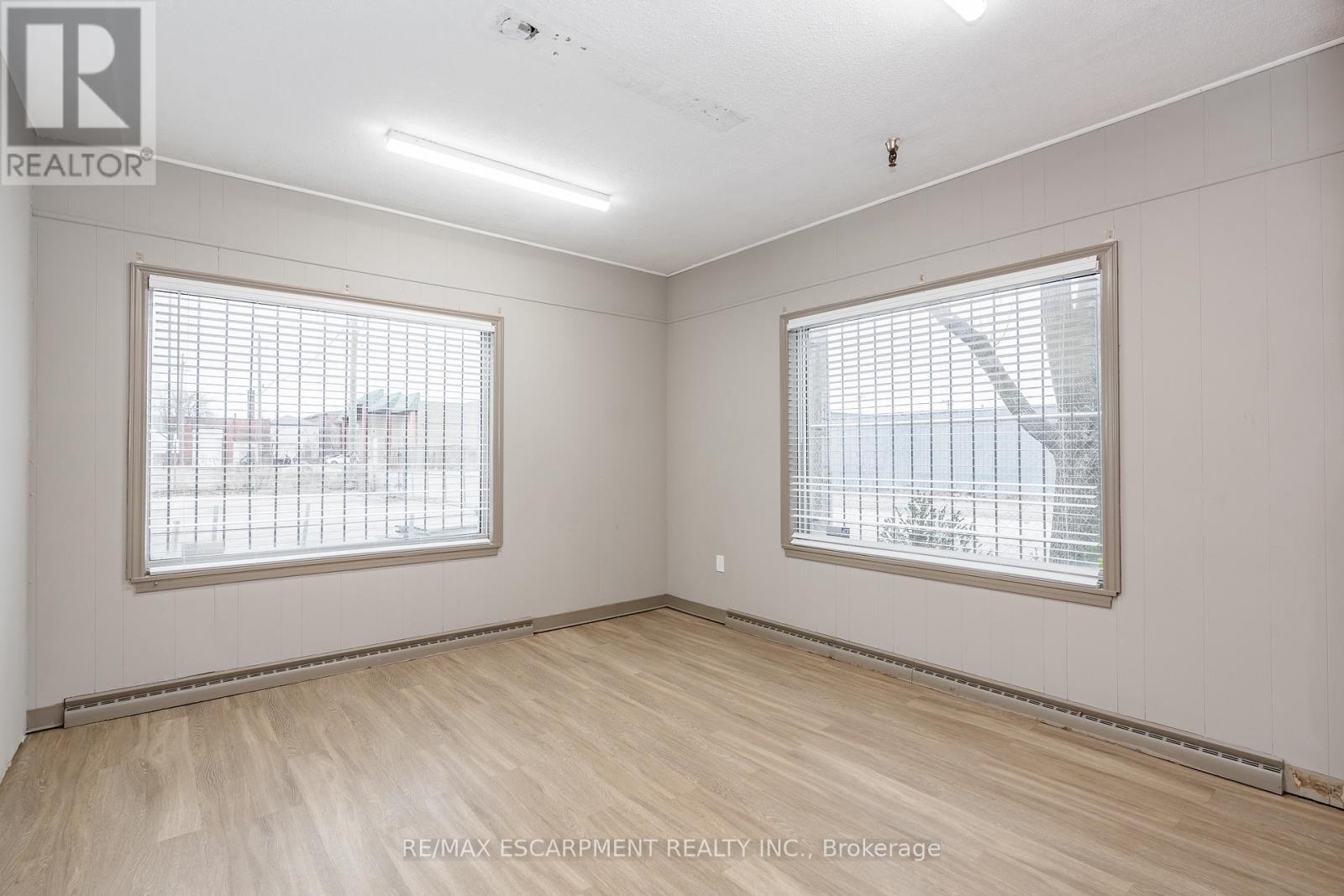 18 Linden Street, Hamilton, ON