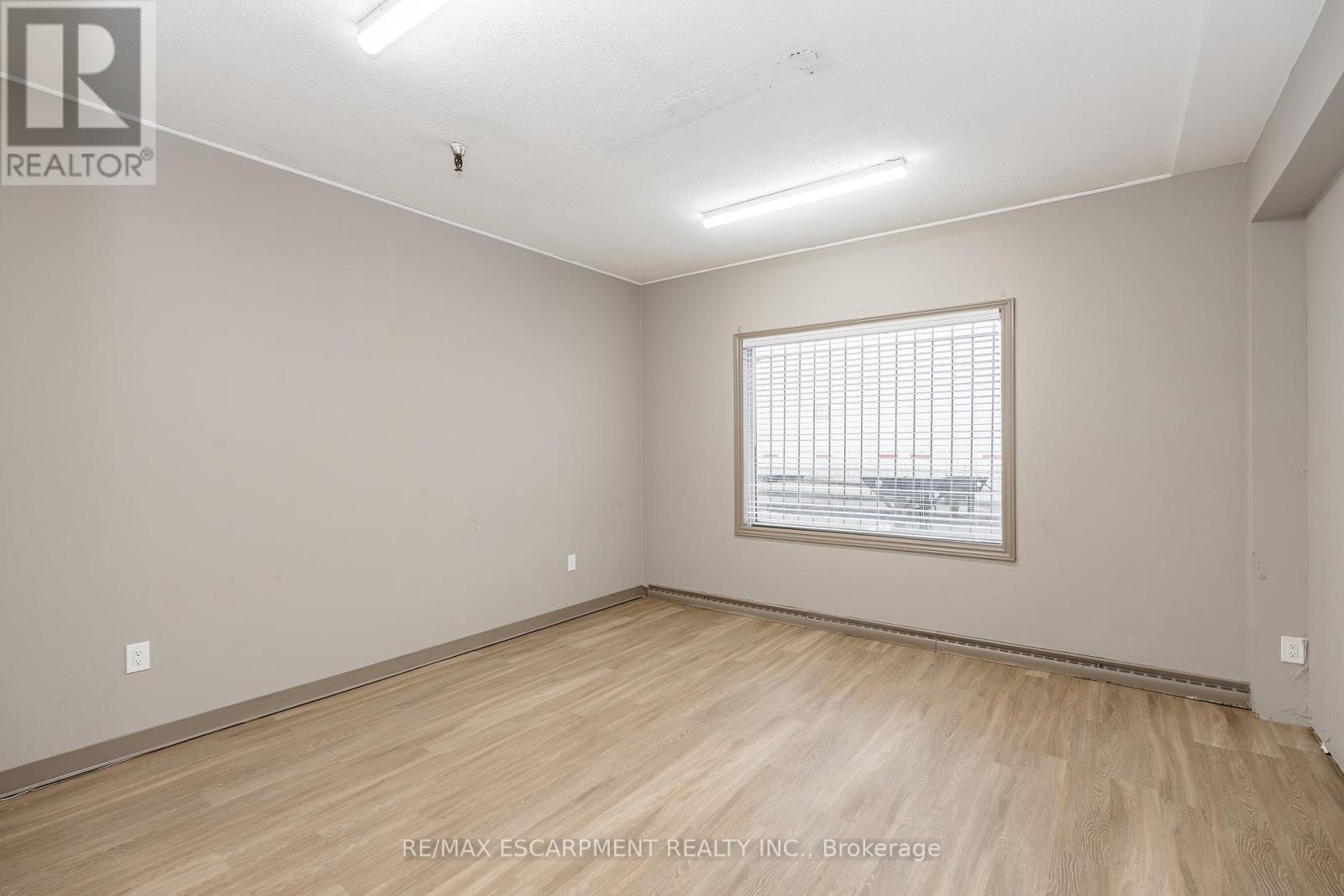 18 Linden Street, Hamilton, ON