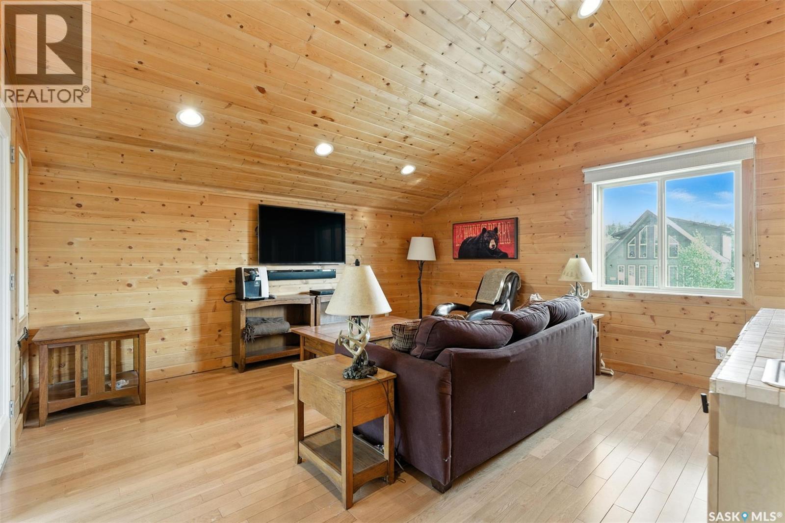 13 Islander Drive, Candle Lake, SK