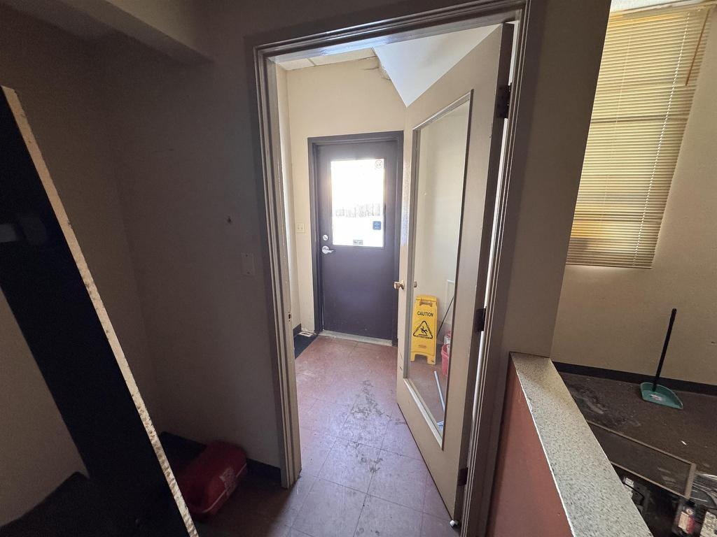 1111 Victoria Ave E, Thunder Bay, ON