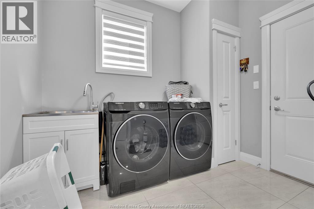 778 Alpenrose, Windsor, ON