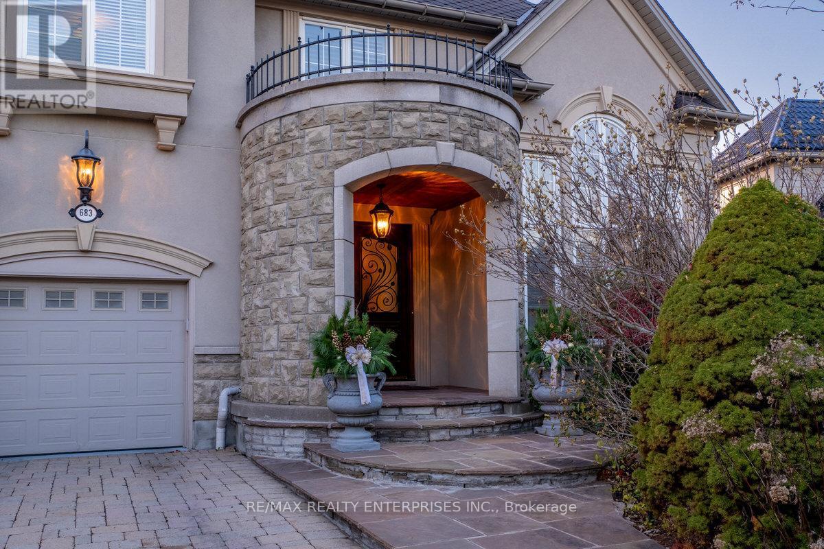 683 Canyon Street, Mississauga, ON