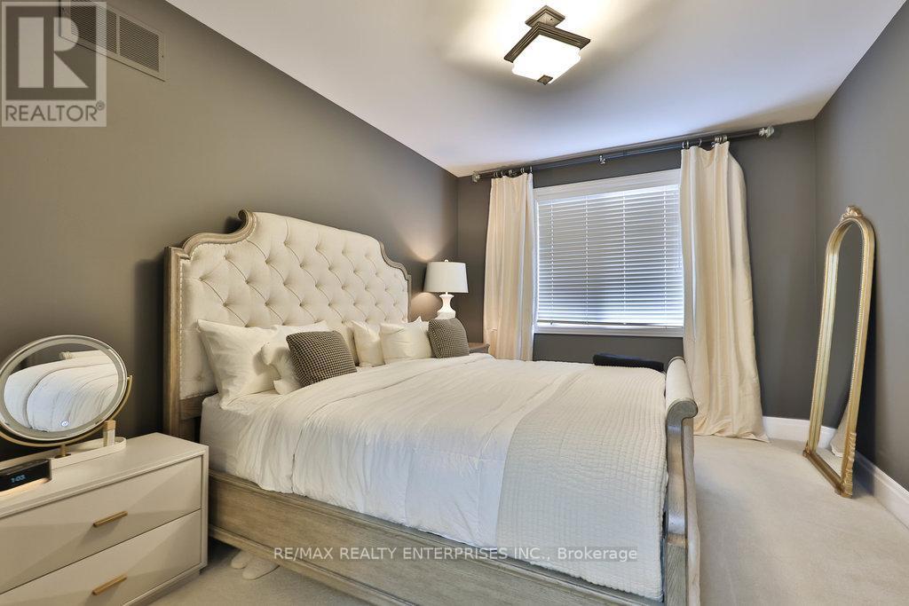 683 Canyon Street, Mississauga, ON