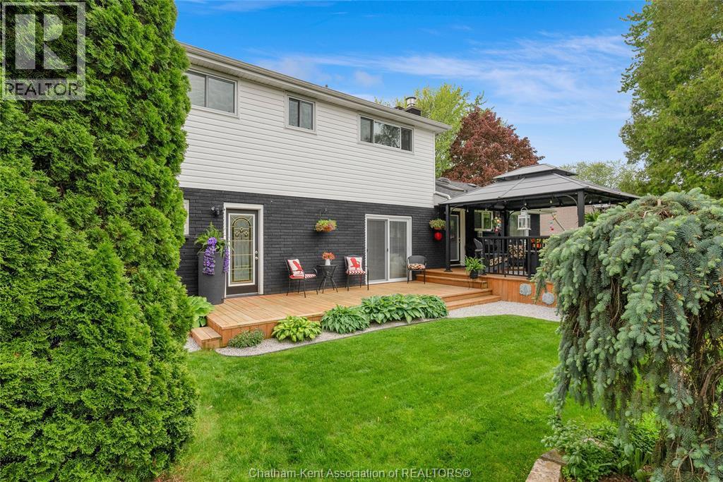5 Phyllis Avenue, Chatham, ON