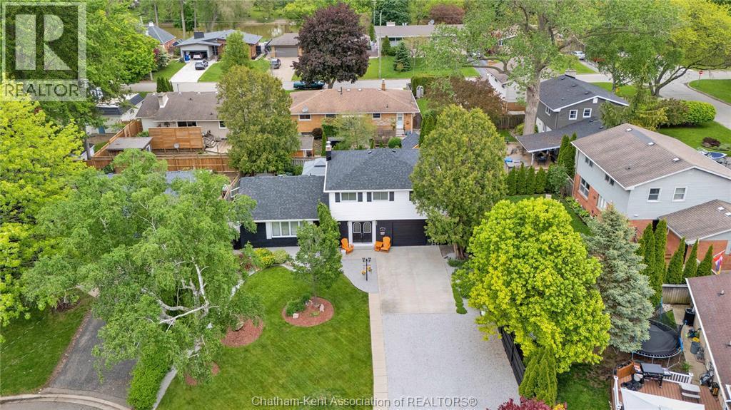 5 Phyllis Avenue, Chatham, ON