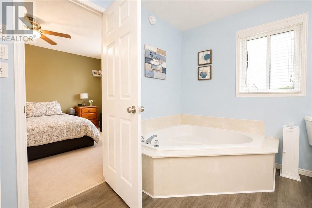 214 Ravina Ave, Garson, ON