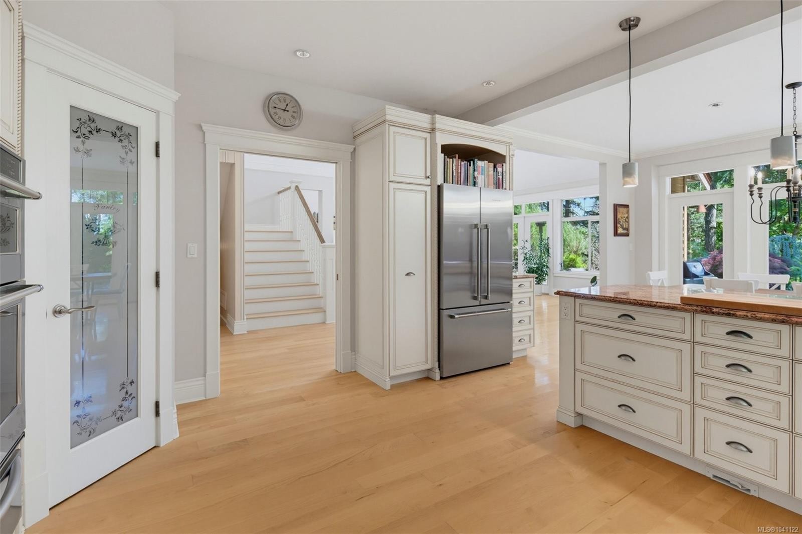 1062 River Rd, Highlands, BC