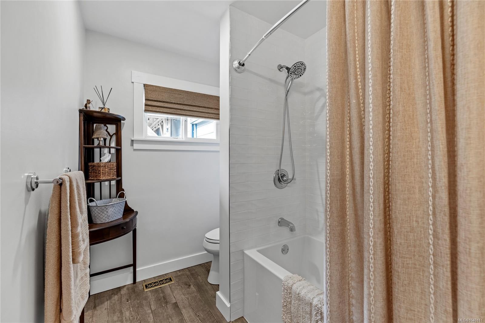 446 Davis Rd, Ladysmith, BC
