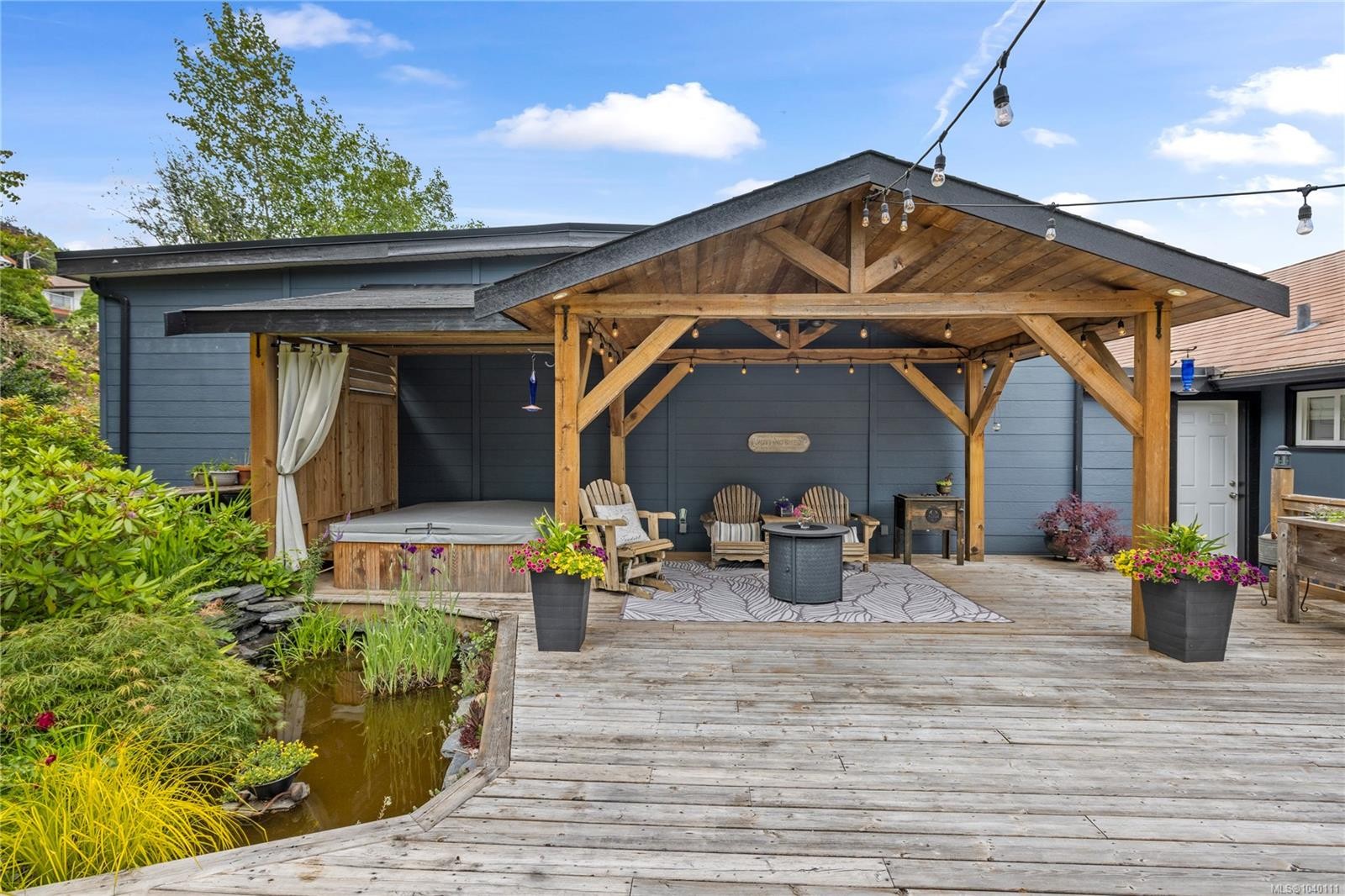 446 Davis Rd, Ladysmith, BC