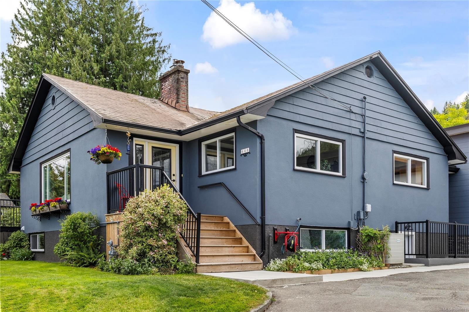 446 Davis Rd, Ladysmith, BC