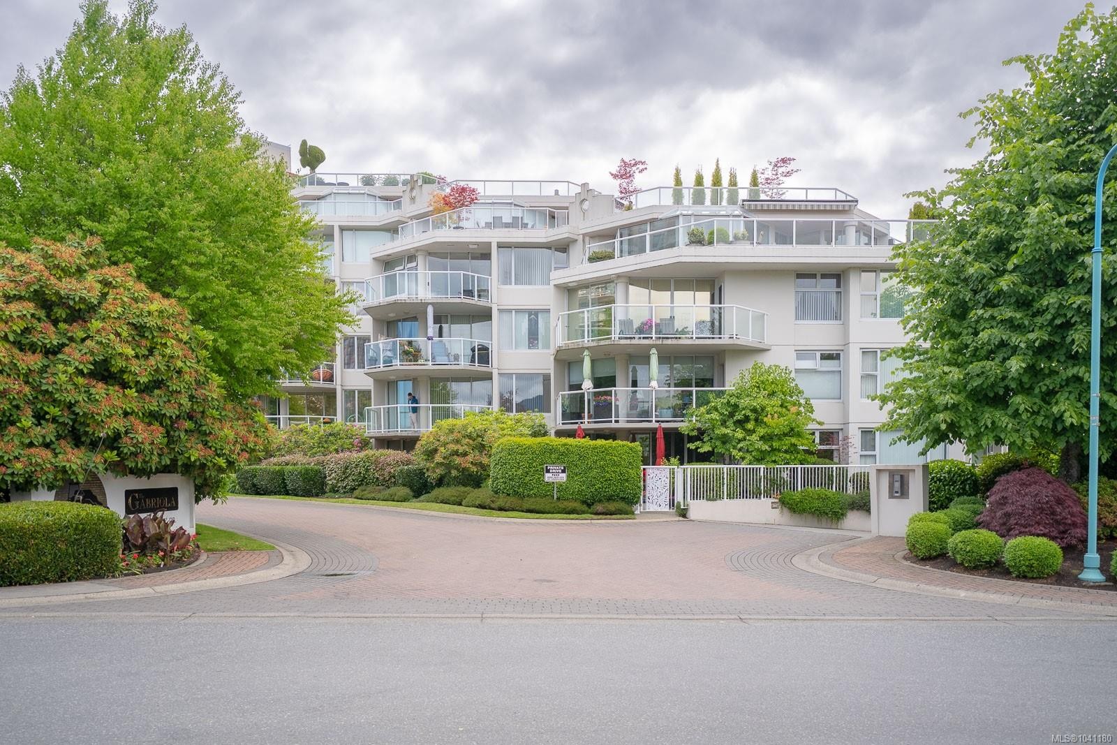 #203-158 Promenade Dr, Nanaimo, BC