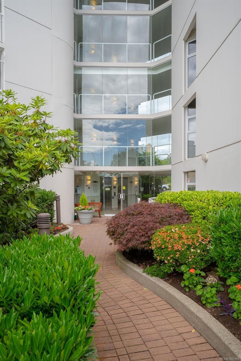 #203-158 Promenade Dr, Nanaimo, BC