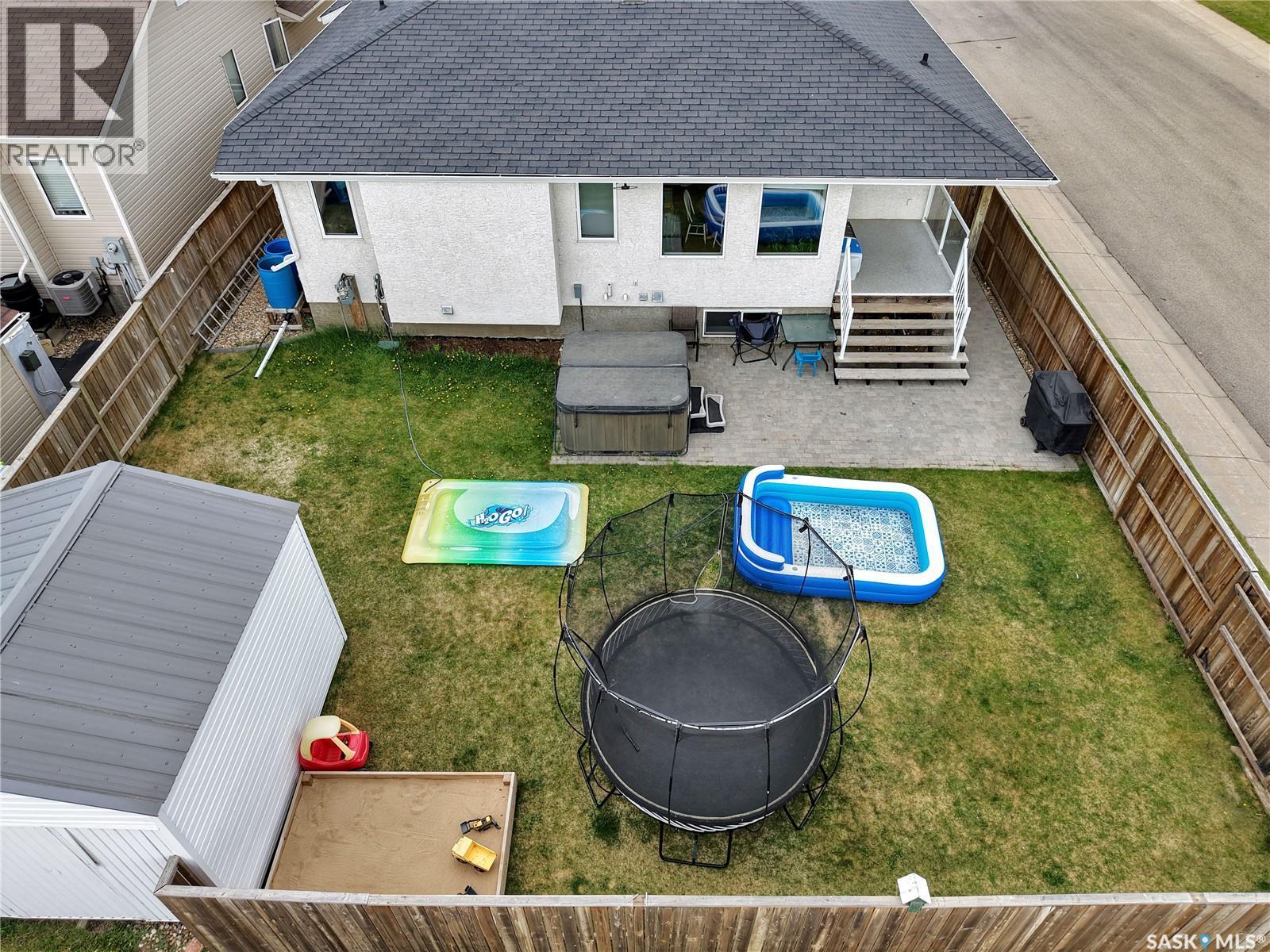 201 Brookside Court, Warman, SK