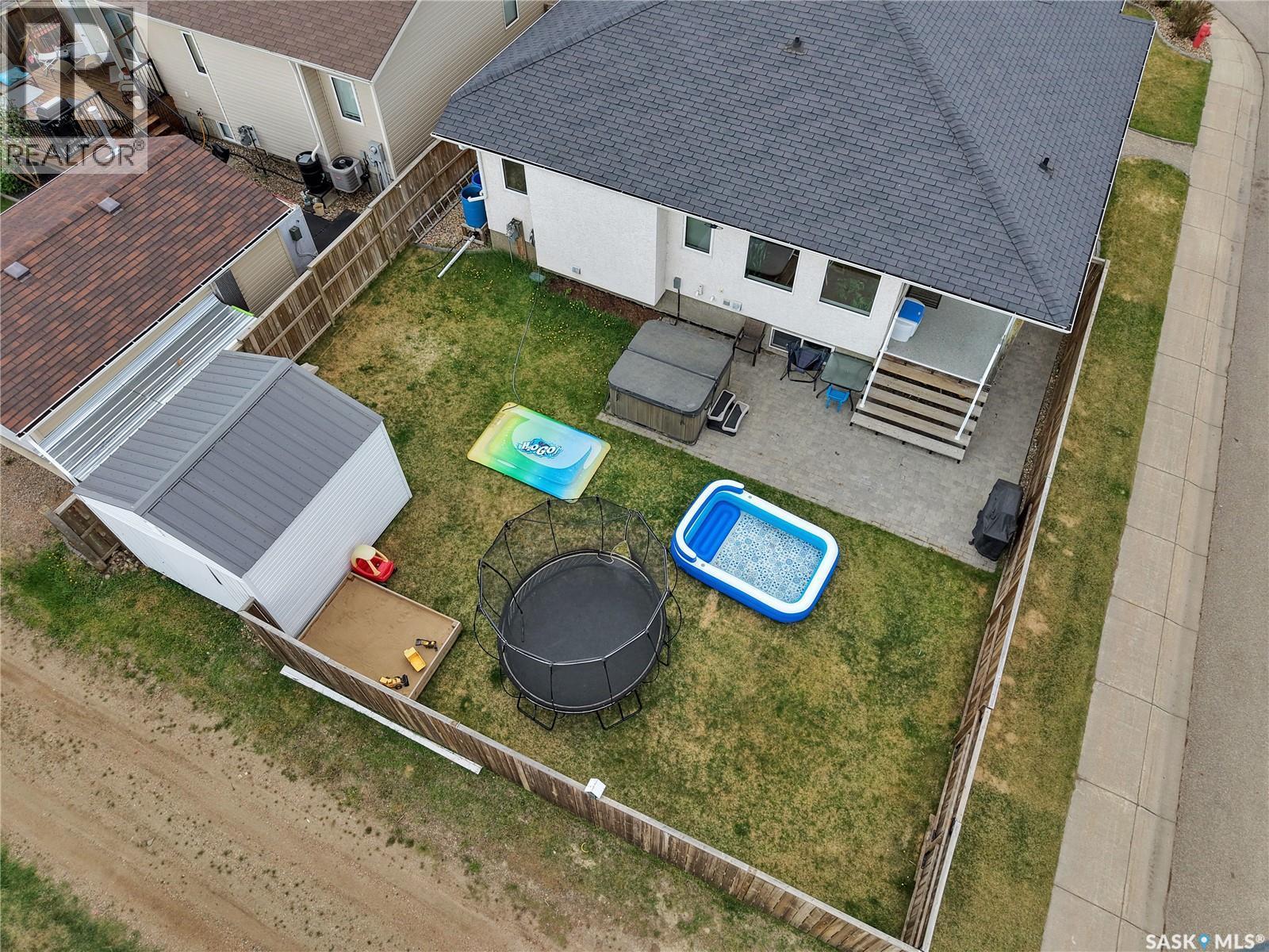 201 Brookside Court, Warman, SK