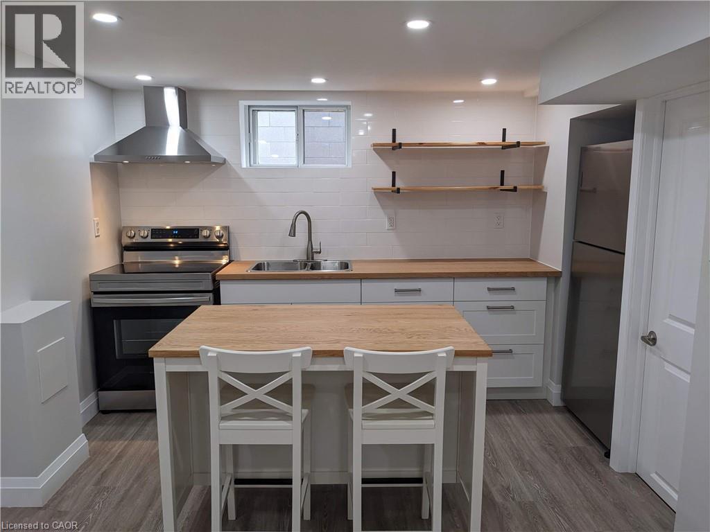 In-Law Suite - 28 Delena Avenue S, Hamilton, ON