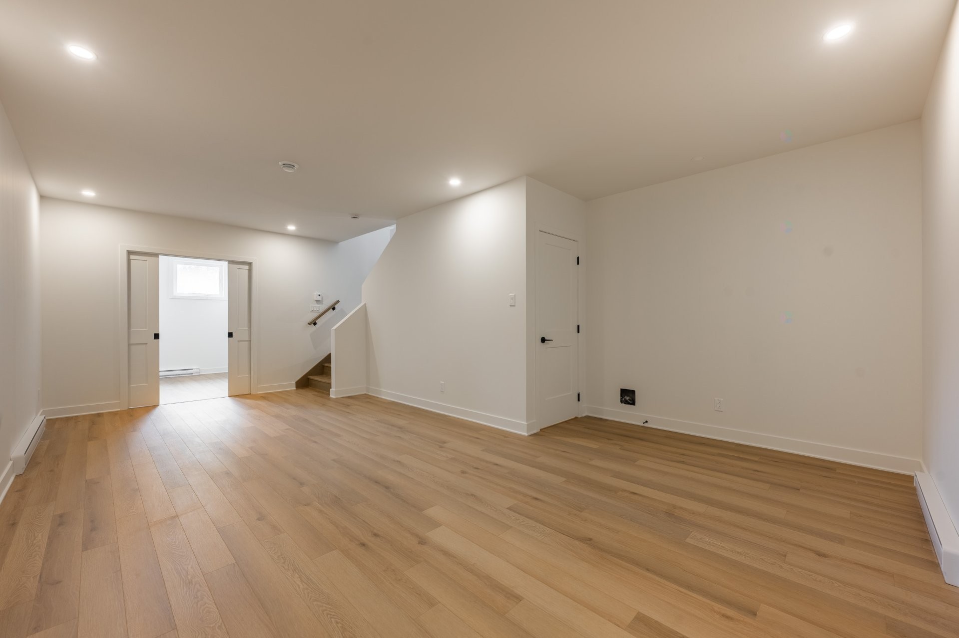 Family Room - 201-127 Mtée Des Trinitaires, Saint-Basile-Le-Grand, QC - Indoor Photo Showing Other Room