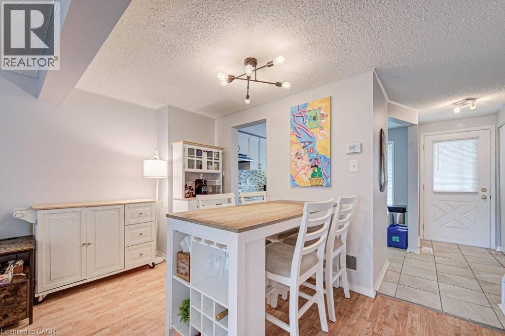 854 Elgin Street N, Cambridge, ON