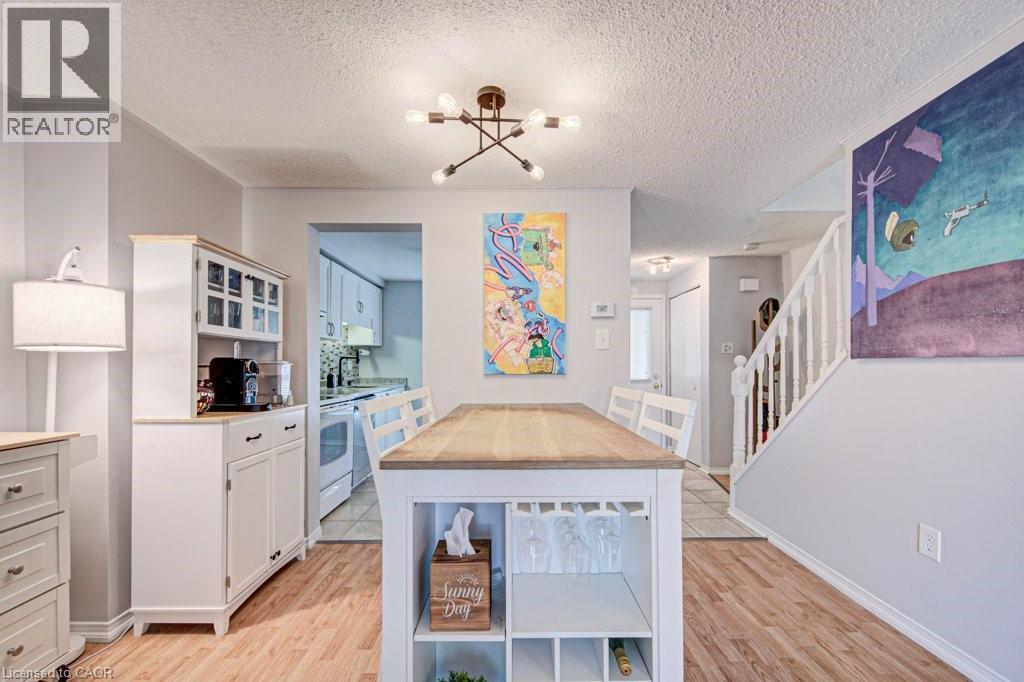 854 Elgin Street N, Cambridge, ON