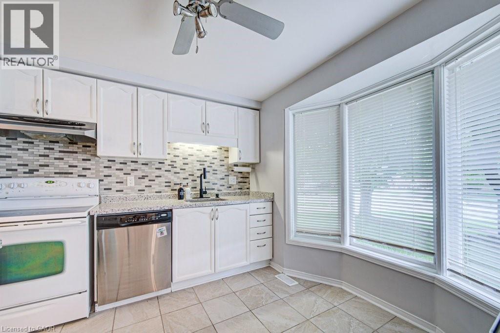 Kitchen - 854 Elgin Street N, Cambridge, ON