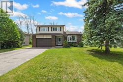8 JESSIE DRIVE Perth, ON K7H 3J1