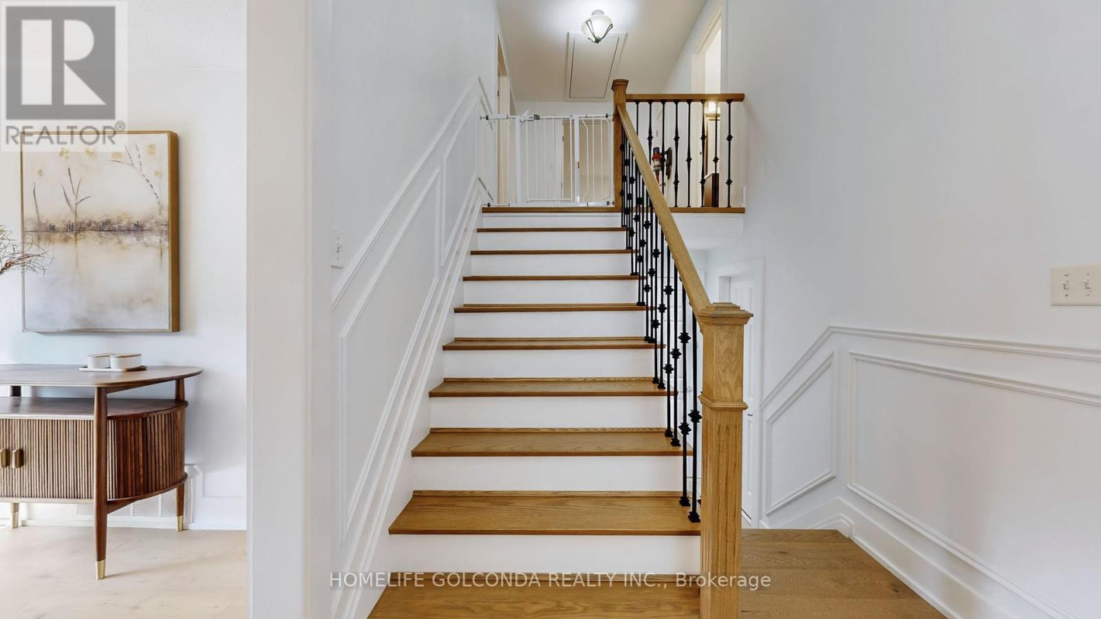 54 Senator Reesor'S Drive, Markham, ON - Indoor Photo Showing Other Room
