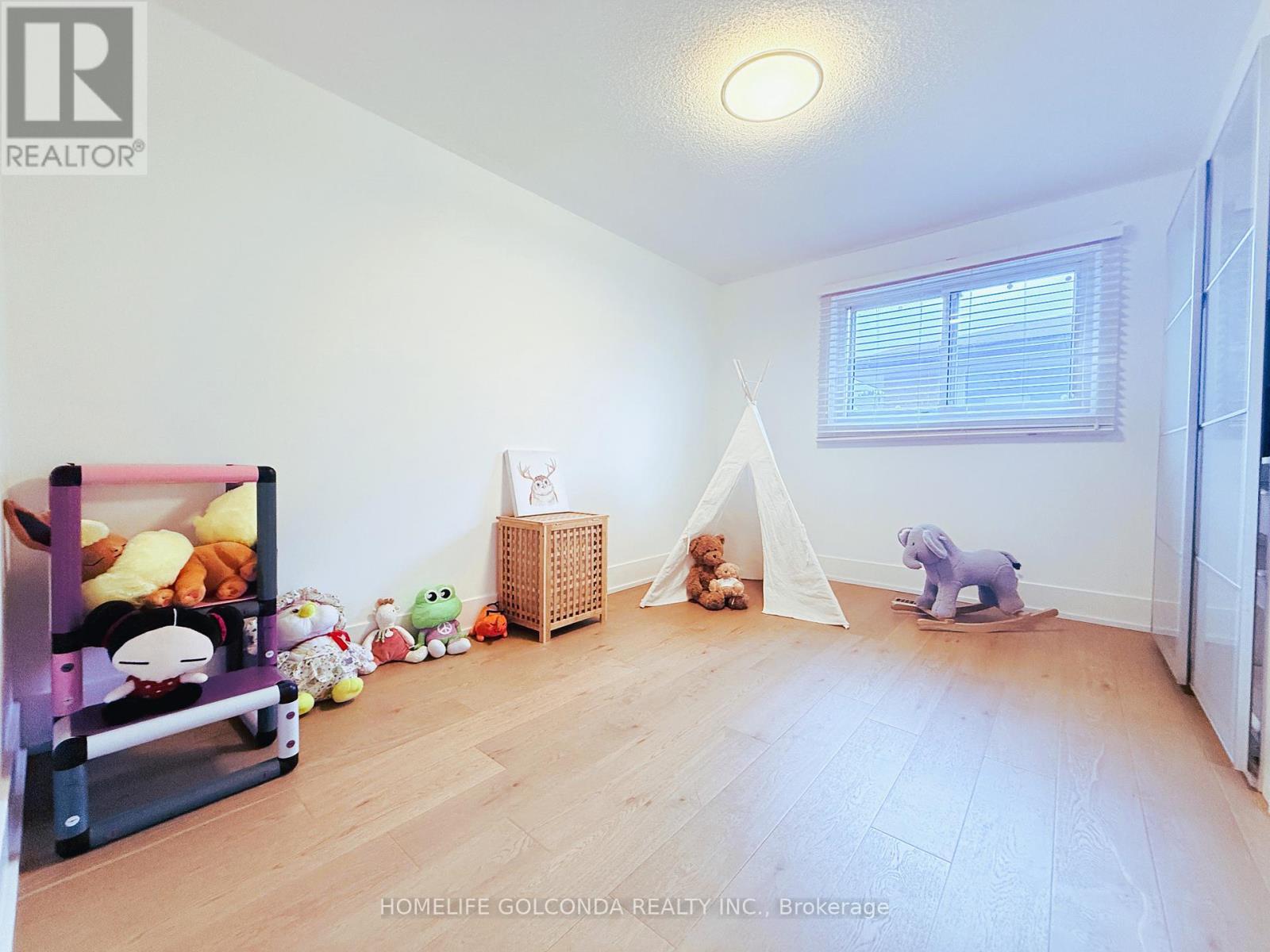 54 Senator Reesor'S Drive, Markham, ON - Indoor