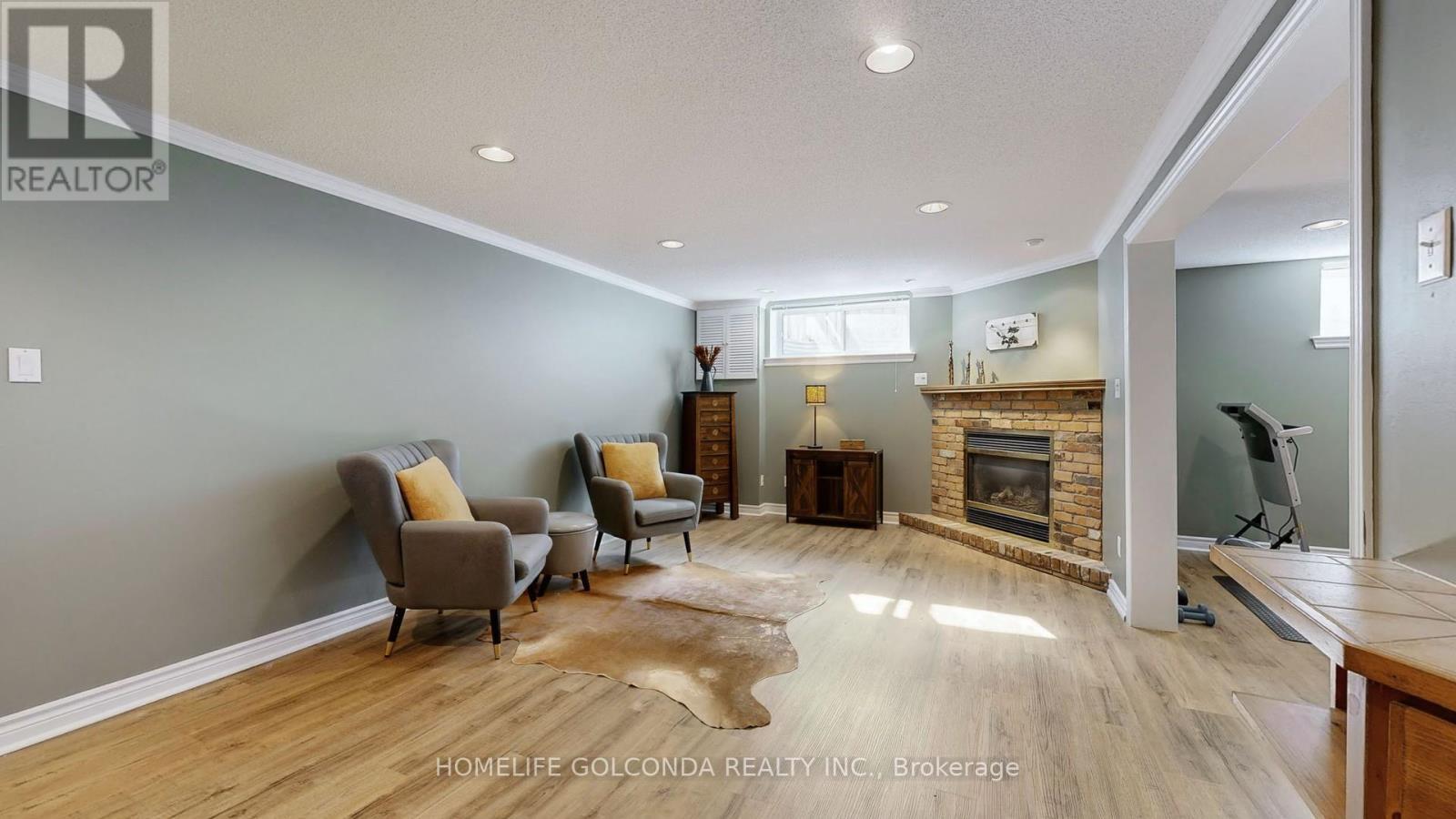54 Senator Reesor'S Drive, Markham, ON - Indoor With Fireplace