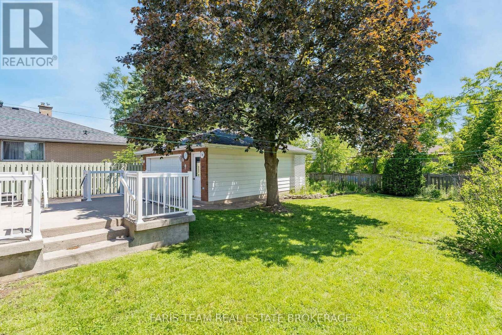 37 Downsview Drive, Barrie, ON