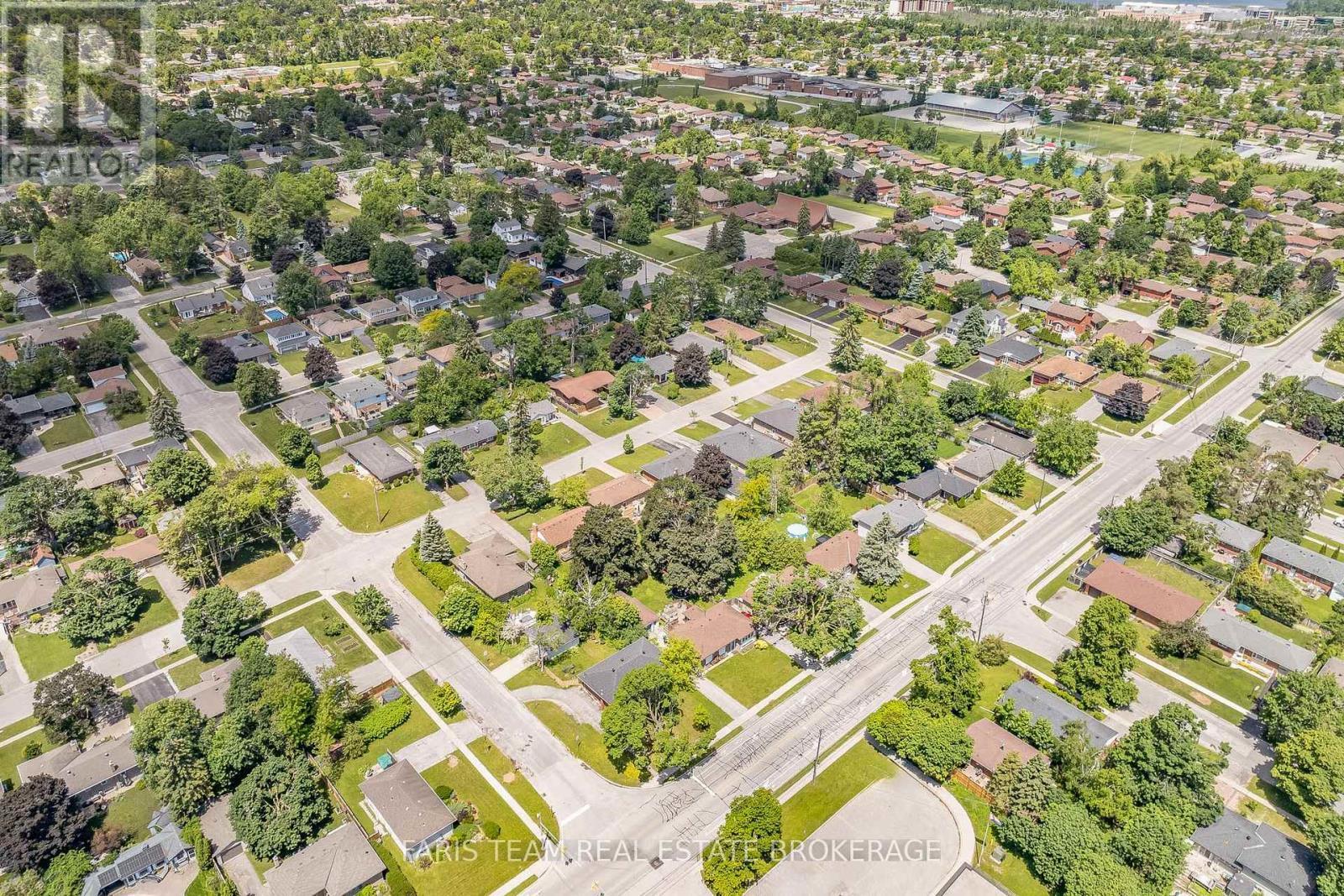 37 Downsview Drive, Barrie, ON