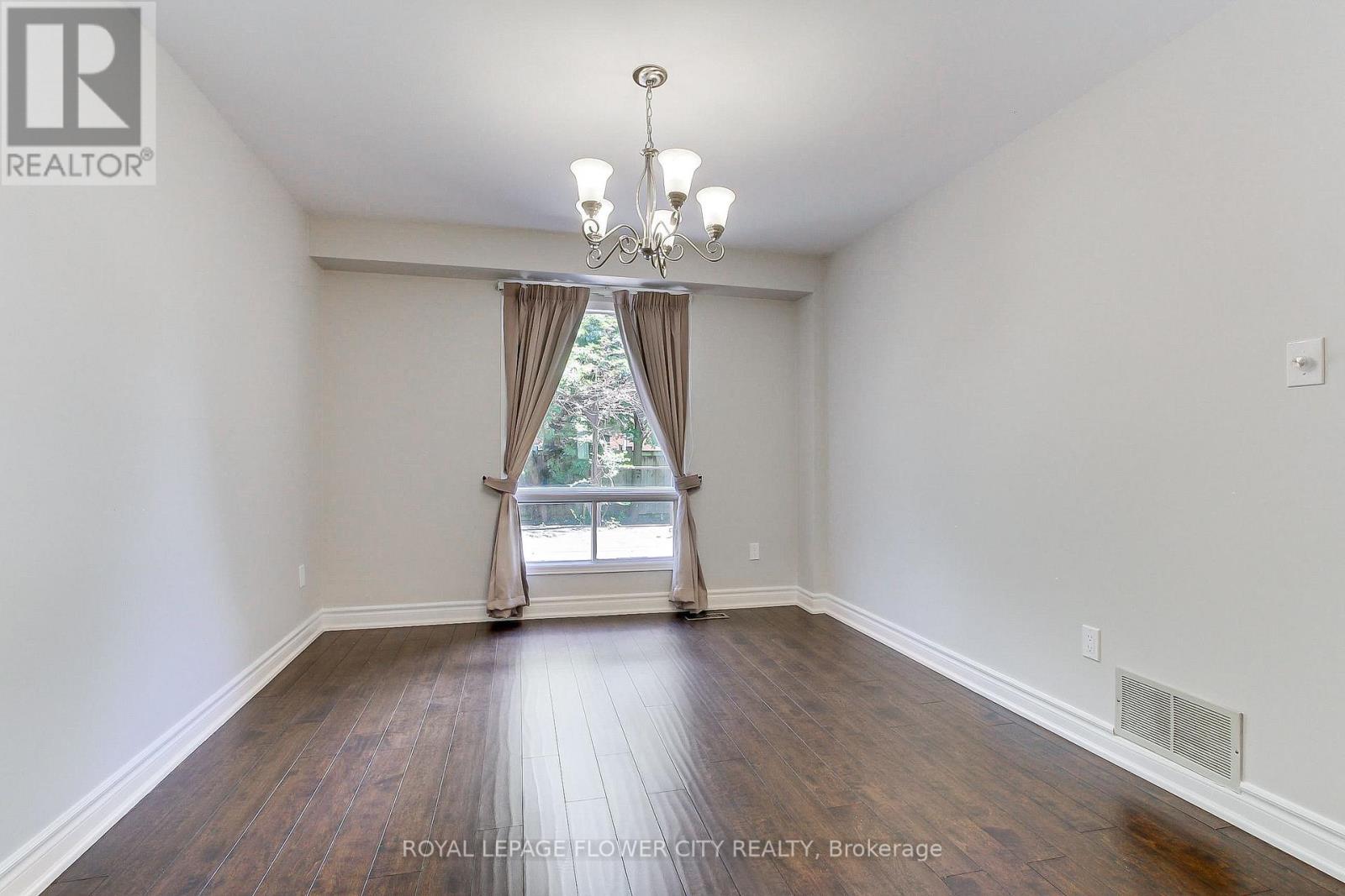 2620 Credit Valley Road, Mississauga, ON