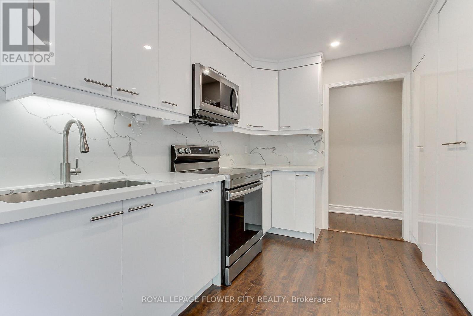 2620 Credit Valley Road, Mississauga, ON