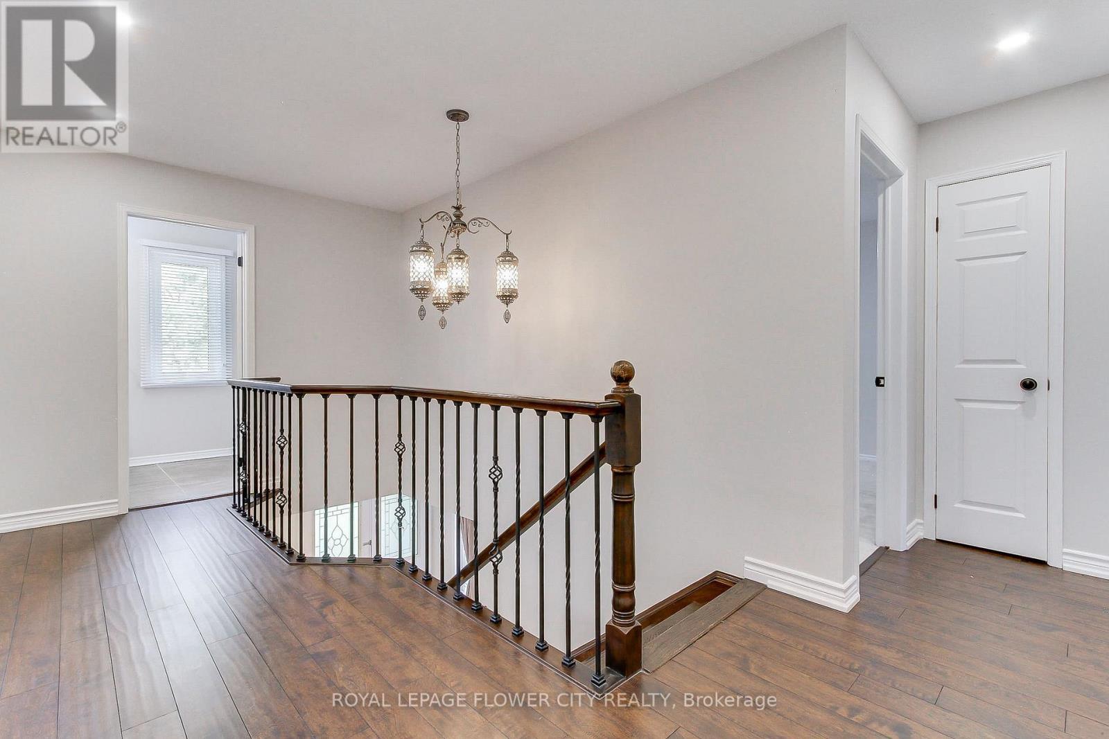 2620 Credit Valley Road, Mississauga, ON