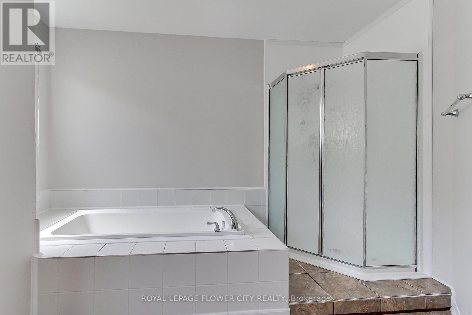 2620 Credit Valley Road, Mississauga, ON