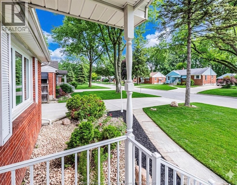 3365 Curry Avenue, Windsor, ON