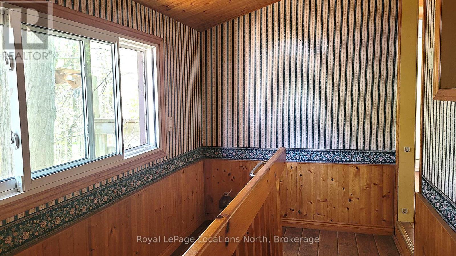 25 Balmoral Avenue, Tiny, ON